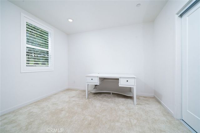 26938 Tanager, Valencia, CA 91381