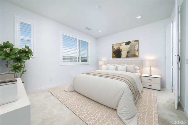 26938 Tanager, Valencia, CA 91381