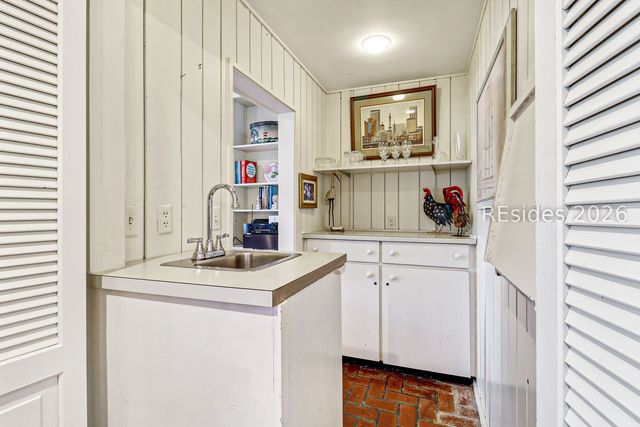 6 Beach Lagoon Rd, Hilton Head Island, SC 29928