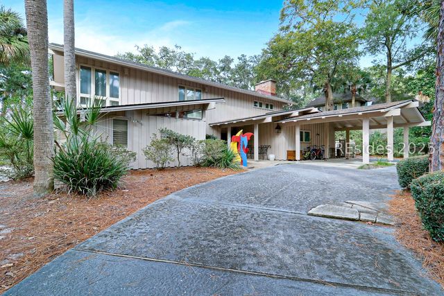 6 Beach Lagoon Rd, Hilton Head Island, SC 29928