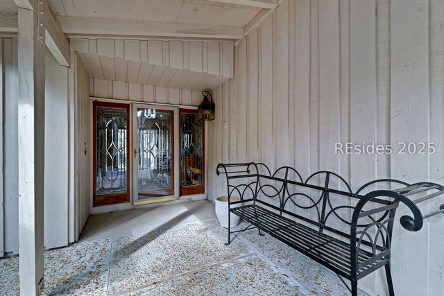6 Beach Lagoon Rd, Hilton Head Island, SC 29928