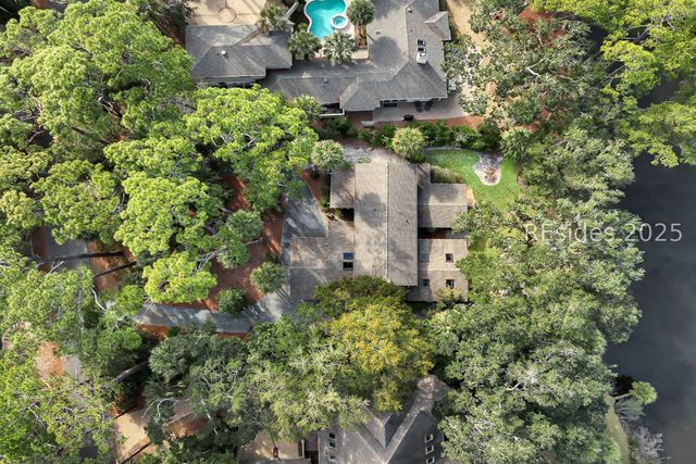 6 Beach Lagoon Rd, Hilton Head Island, SC 29928