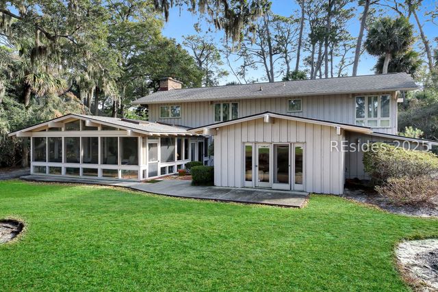 6 Beach Lagoon Rd, Hilton Head Island, SC 29928