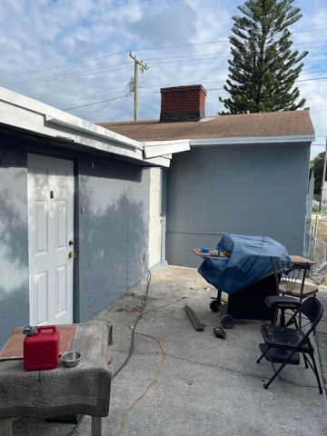 130 W 16th Street A, Riviera Beach, FL 33404
