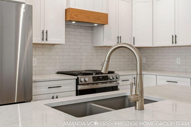 1914 Northfield Court Sw, Byron Twp, MI 49315