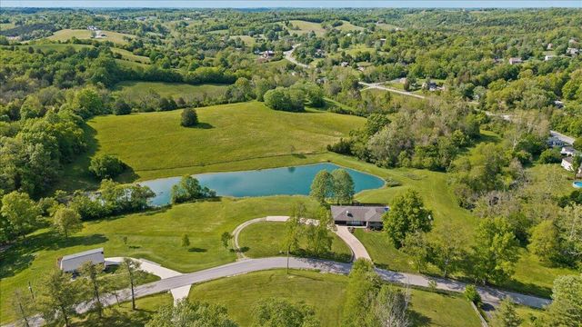 762 W Miller Road, Alexandria, KY 41001