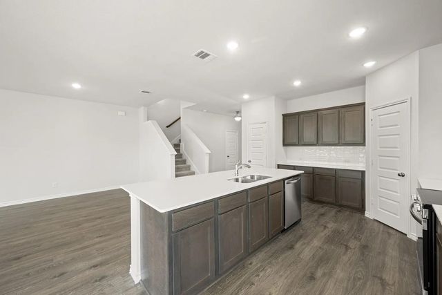 402 Saddle Lane, Denton, TX 76205