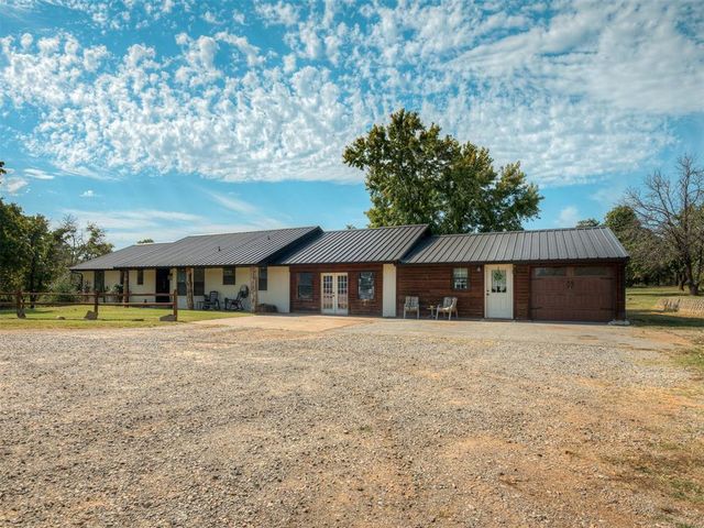 5633 Ward Acres Road, Blanchard, OK 73010