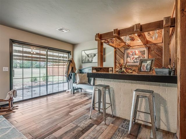 5633 Ward Acres Road, Blanchard, OK 73010