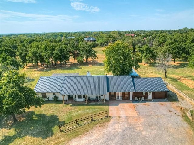 5633 Ward Acres Road, Blanchard, OK 73010