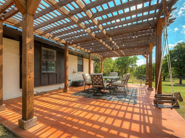 5633 Ward Acres Road, Blanchard, OK 73010