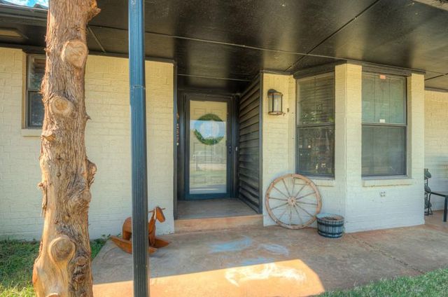 5633 Ward Acres Road, Blanchard, OK 73010