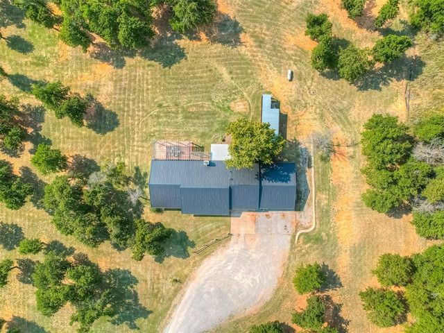 5633 Ward Acres Road, Blanchard, OK 73010