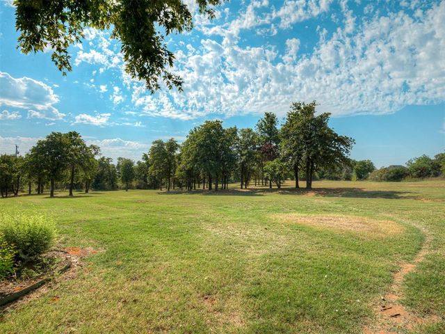 5633 Ward Acres Road, Blanchard, OK 73010
