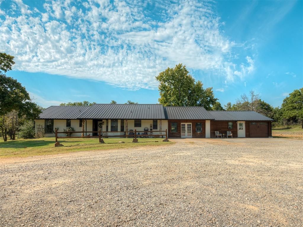 5633 Ward Acres Road, Blanchard, OK 73010