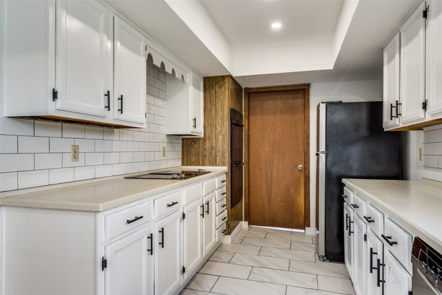 4931 S Colony Boulevard, The Colony, TX 75056