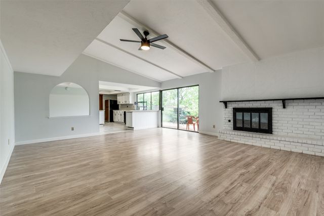 4931 S Colony Boulevard, The Colony, TX 75056