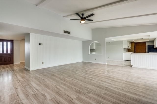 4931 S Colony Boulevard, The Colony, TX 75056