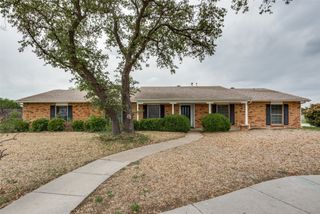 4931 S Colony Boulevard, The Colony, TX 75056