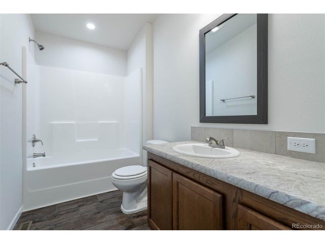 2394 N Emporia St, Aurora, CO 80010
