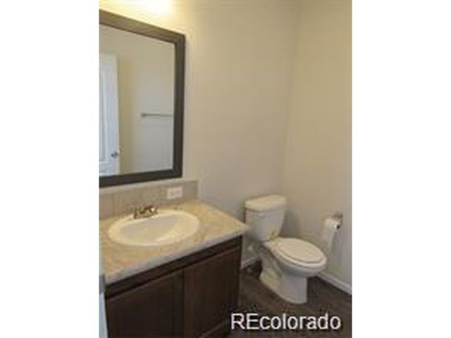 2394 N Emporia St, Aurora, CO 80010
