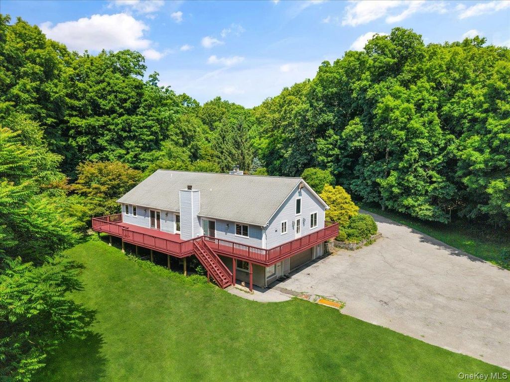 56 School Street, Cortlandt Manor, NY 10567 — photo 2