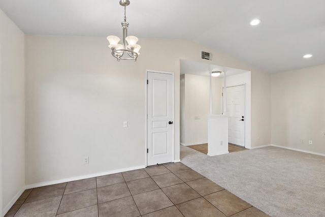 7468 Saint Tropez Way, Sacramento, CA 95842