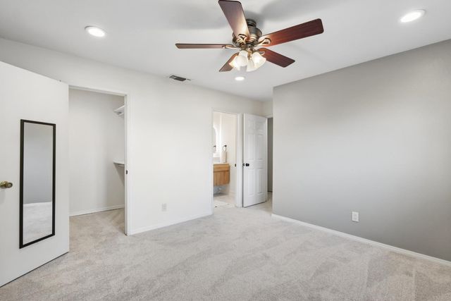 7468 Saint Tropez Way, Sacramento, CA 95842