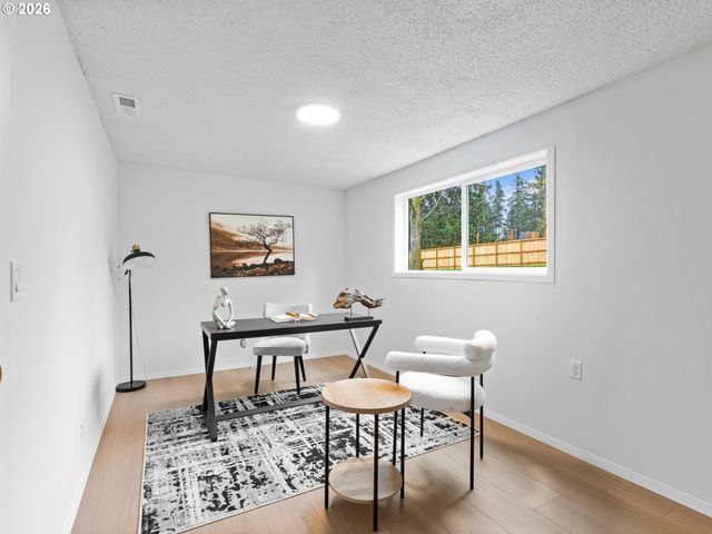 17270 S OVERLOOK Rd, Oregon City, OR 97045