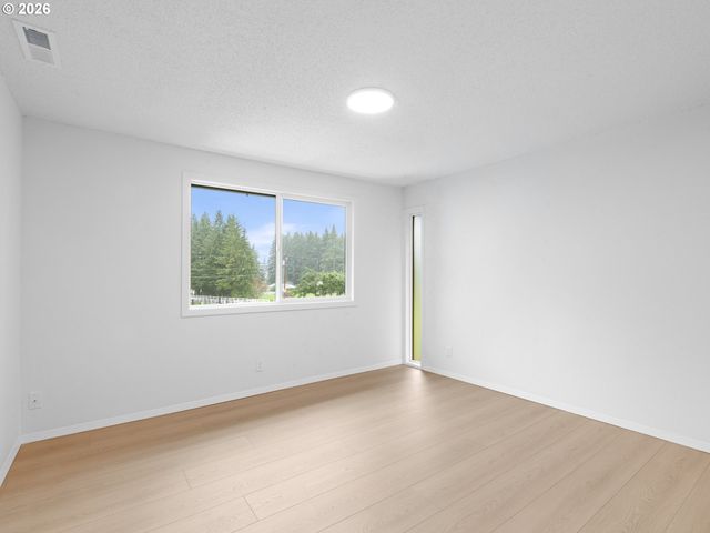 17270 S OVERLOOK Rd, Oregon City, OR 97045