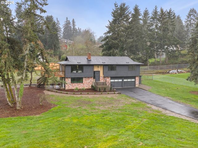 17270 S OVERLOOK Rd, Oregon City, OR 97045