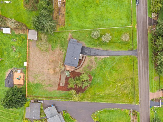 17270 S OVERLOOK Rd, Oregon City, OR 97045