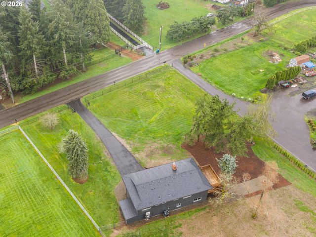 17270 S OVERLOOK Rd, Oregon City, OR 97045