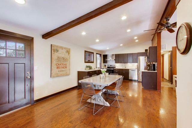 802 Lill Street, Barrington, IL 60010