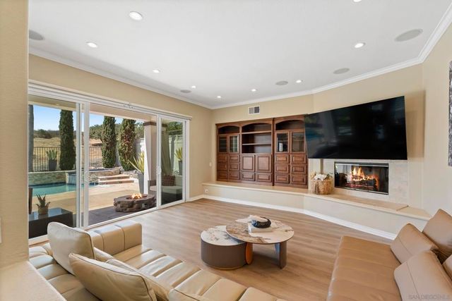 4058 Lago Di Grata Cir., San Diego, CA 92130