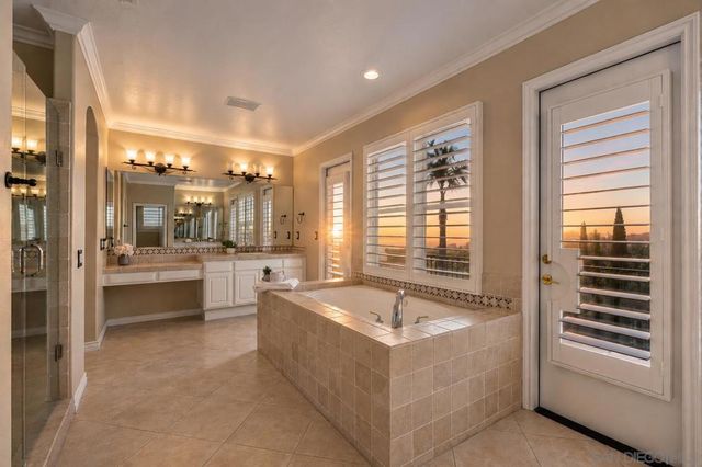 4058 Lago Di Grata Cir., San Diego, CA 92130