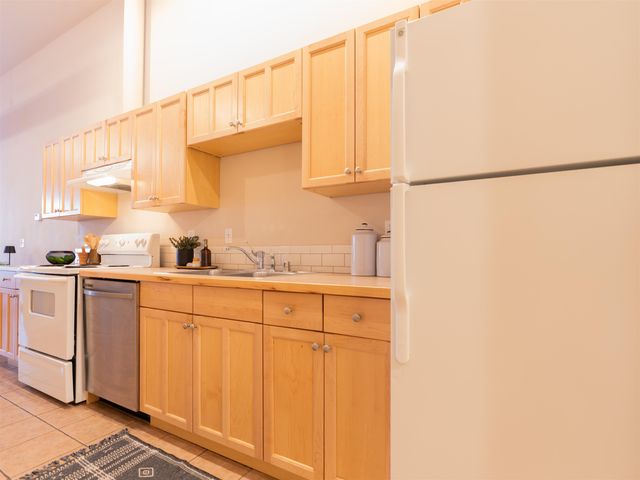 417 W 1st Ave, Spokane, WA 99201