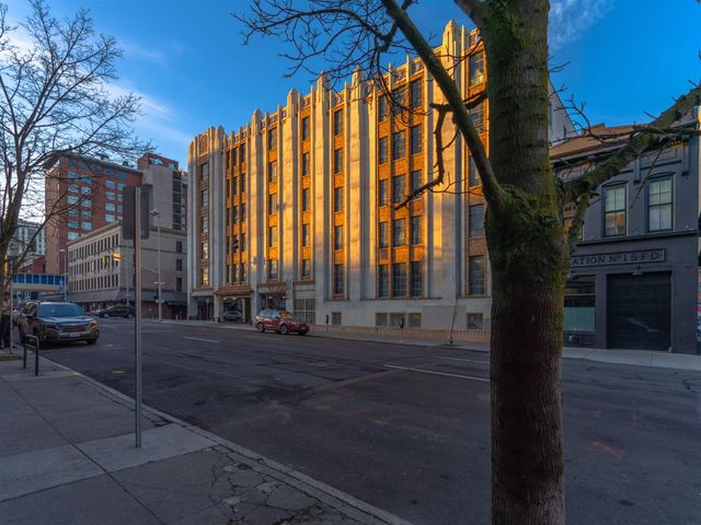 417 W 1st Ave, Spokane, WA 99201