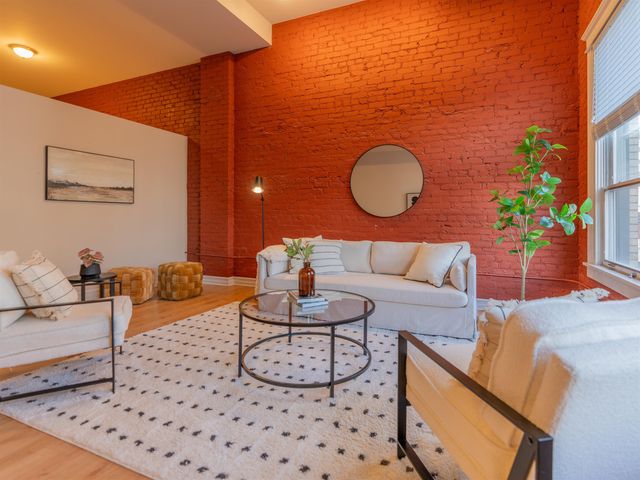 417 W 1st Ave, Spokane, WA 99201