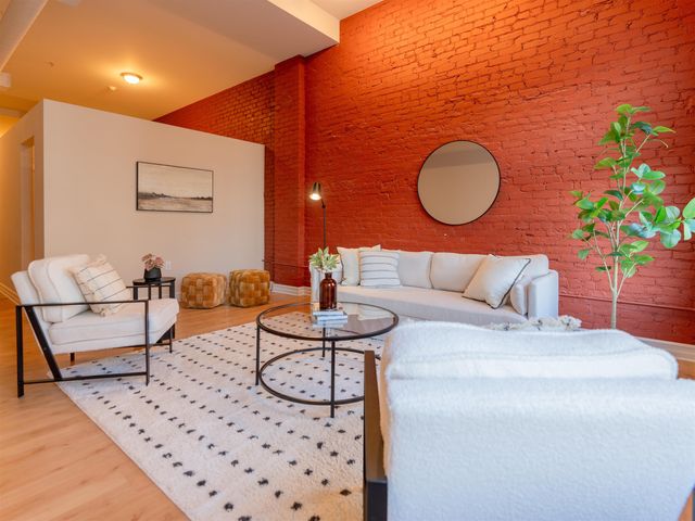 417 W 1st Ave, Spokane, WA 99201