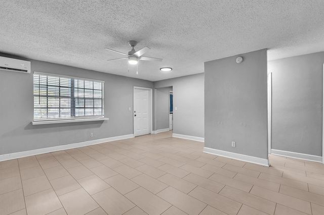 626 SW 14TH Avenue 204, Fort Lauderdale, FL 33312
