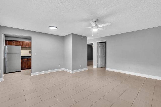 626 SW 14TH Avenue 204, Fort Lauderdale, FL 33312