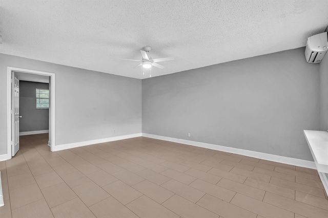 626 SW 14TH Avenue 204, Fort Lauderdale, FL 33312