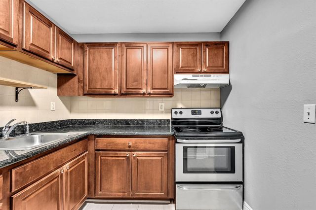 626 SW 14TH Avenue 204, Fort Lauderdale, FL 33312
