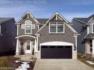 205 Mountain View Lane, Milford Village, MI 48381