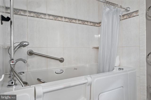 100 DAVID GRAY, Saint Leonard, MD 20685
