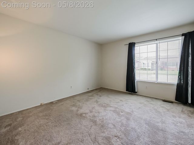 22727 Shoreview Court, St. Clair Shores, MI 48082