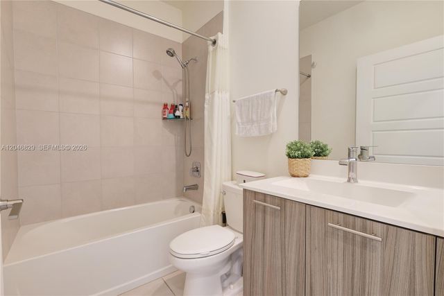 4636 NW 84th Avenue 22, Doral, FL 33166