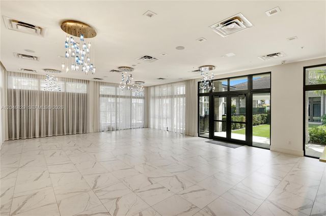 4636 NW 84th Avenue 22, Doral, FL 33166