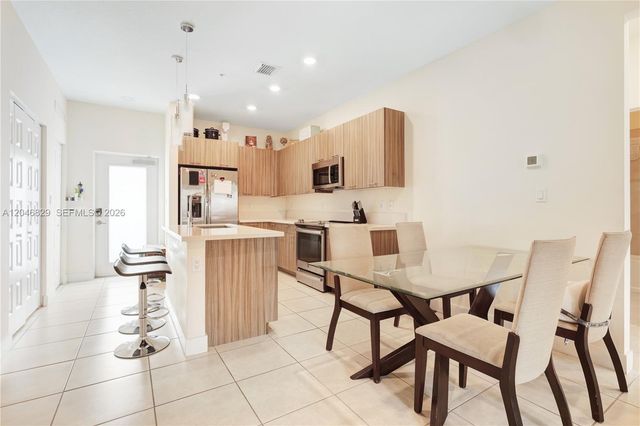 4636 NW 84th Avenue 22, Doral, FL 33166